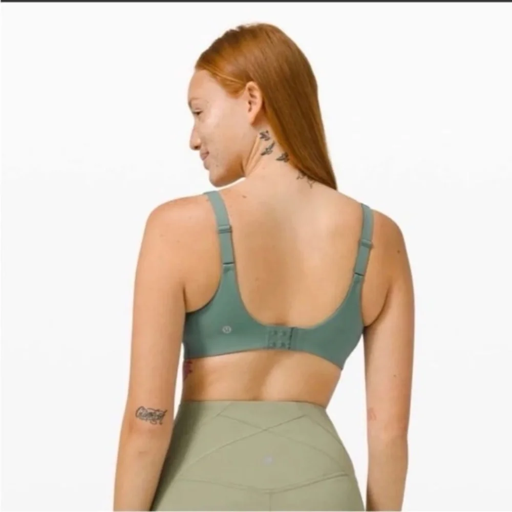 Lululemon Tidewater Teal In Alignment Straight Strap Bra Size‎ 2 C/D Cups